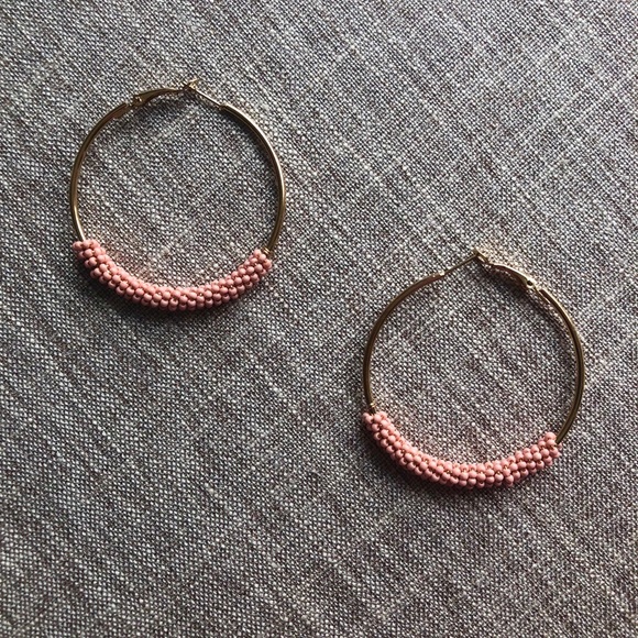 Tres Femmes earrings. - Picture 5 of 7